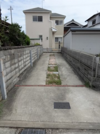 駐車場２台込み！
