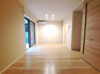 【居間・リビング】