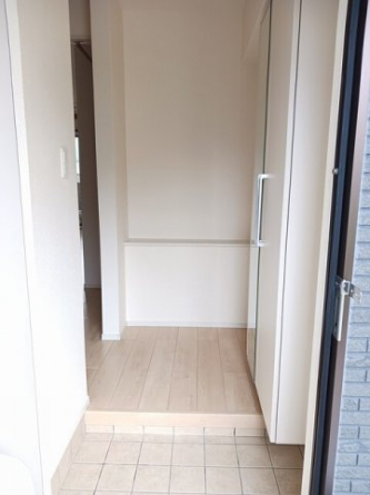 【玄関】