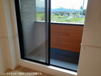 【バルコニー】