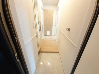 シンプルで使いやすい玄関です