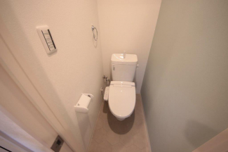 落ち着いたトイレです