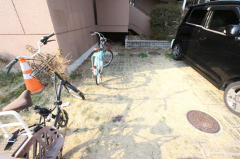 簡単な家庭菜園も楽しめるお庭です