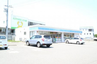 ローソン三木宿原店まで539m