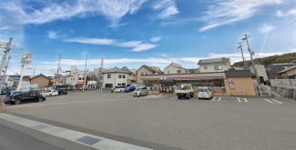 セブンイレブン三木大塚２丁目店まで658m