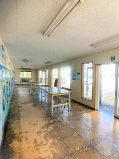 什器備品等は撤去致します
