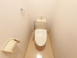 清潔感のあるトイレです