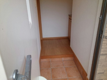 明るい玄関です
