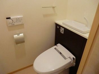 落ち着いたトイレです