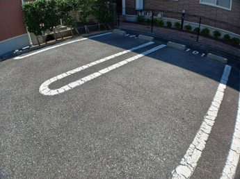 【駐車場】
