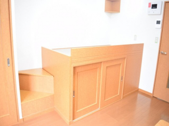 【寝室】
