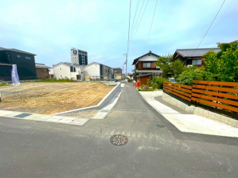 ■市立老上小学校まで徒歩6分■お子様にも安心の住環境です