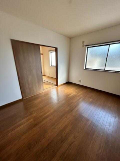 姫路市飾磨区阿成鹿古のアパートの画像