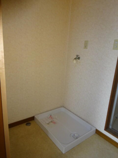 姫路市飾磨区阿成鹿古のアパートの画像