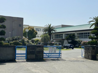 川之江南中学校まで1650m