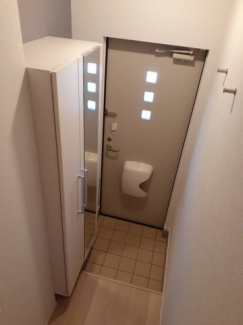 【玄関】