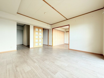 【居間・リビング】