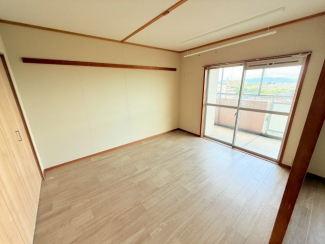 【寝室】