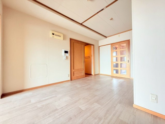 【居間・リビング】