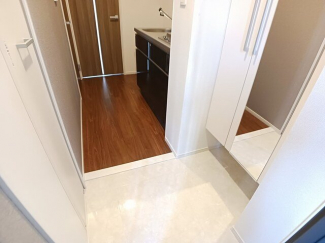 シンプルで使いやすい玄関です