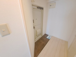【玄関】