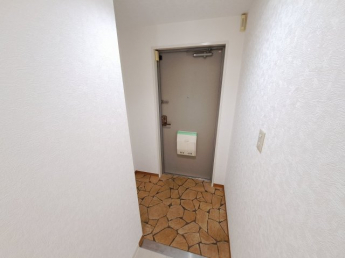 【玄関】