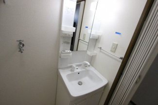 コンパクトで使いやすい洗面所