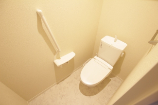 ゆったりとした空間のトイレです