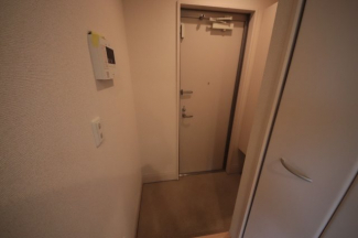 シンプルで使いやすい玄関です