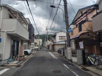 【前面道路含む現地写真】
