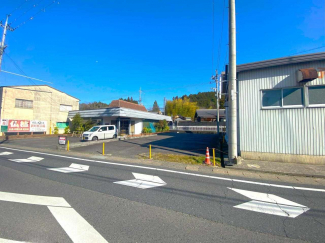 ■様々な業態の出店が並ぶ国道307号線沿いです