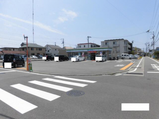 ファミリーマート松山針田店まで359m