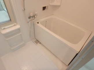 日々の疲れを癒すお風呂付です