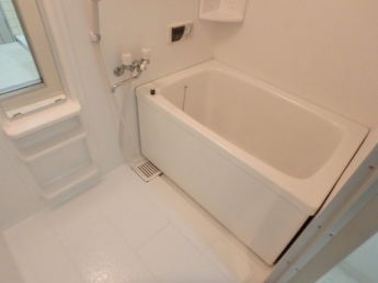 日々の疲れを癒すお風呂付です