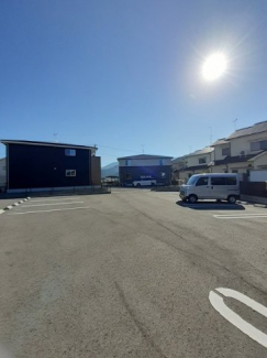 駐車場完備です