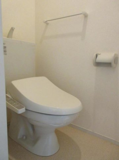 シンプルで使いやすいトイレです
