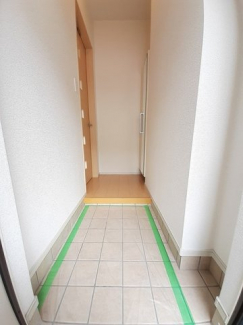 落ち着いた玄関です