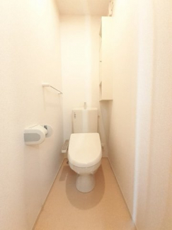 シンプルで使いやすいトイレです