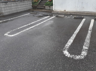 【駐車場】