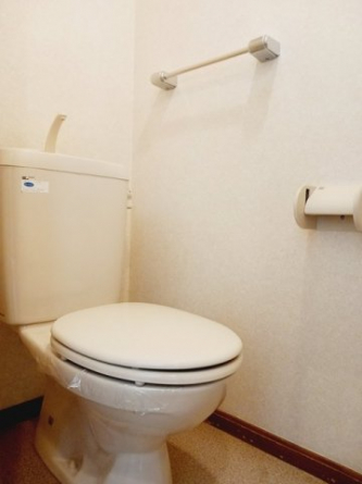 シンプルで使いやすいトイレです