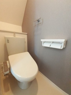 シンプルで使いやすいトイレです