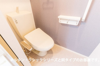 コンパクトで使いやすいトイレです