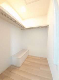大きなものも収納できそうです