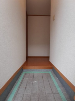 明るい玄関です