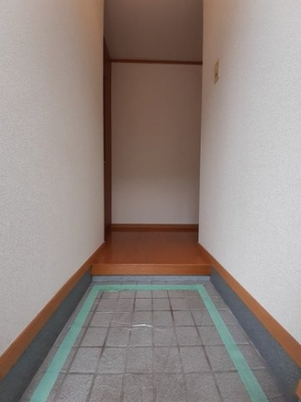 明るい玄関です