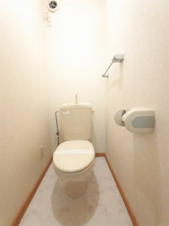 シンプルで使いやすいトイレです