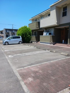駐車場完備です