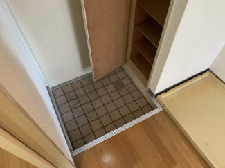 【玄関】