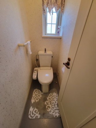 落ち着いたトイレです