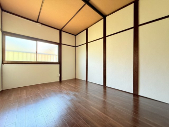 【寝室】
